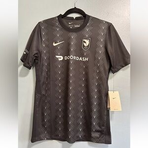 NWT Nike Angel City Soccer Jersey XL Youth FC NEW Unisex Boys Girls Blokecore